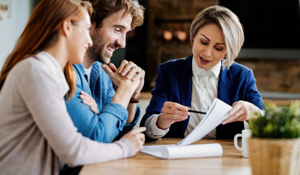 Crédit immobilier : pourquoi les banques commerciales reculent face aux nouveaux acteurs Crédit immobilier banques commerciales - Photo freepik
