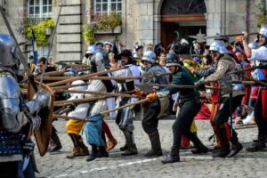 Spectacle et parade historique pour les 40 ans de la Fête du Roi de l’Oiseau
