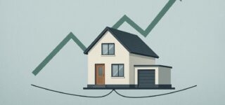 Illustration d’une maison moderne en équilibre sur un fil avec un graphique en hausse, symbolisant le marché immobilier français en 2025, en reprise fragile.