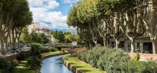 Centre-ville de Perpignan avec le Castillet, emblème d’un marché immobilier attractif en 2025.