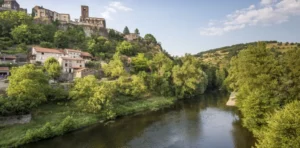 Maison rénovée à Langeac en Haute-Loire, louée 450 €/mois