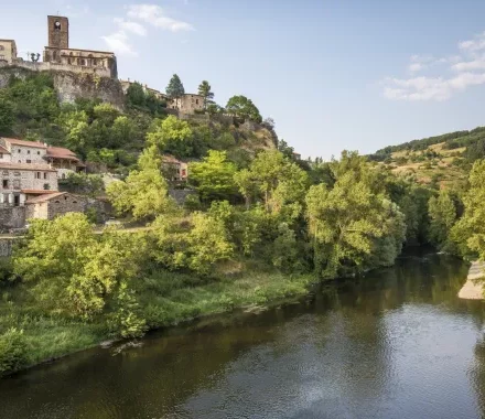 Maison rénovée à Langeac en Haute-Loire, louée 450 €/mois