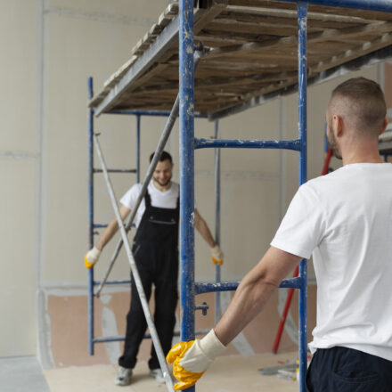 Copropriétés : la rénovation collective s’accélère en 2025 Immeuble en copropriété en pleine rénovation énergétique en 2025 avec isolation thermique des façades.