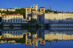 Sud-Ouest vs Sud-Est immobilier