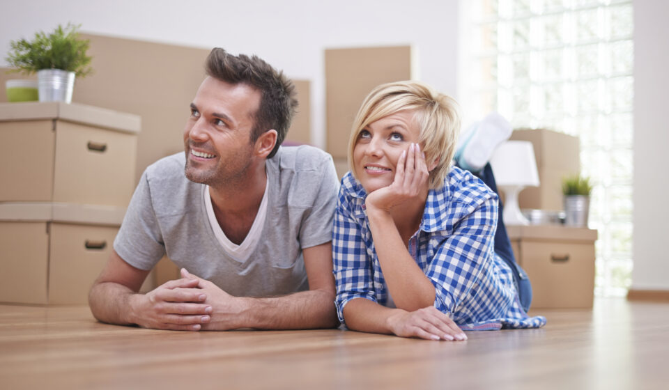 Immobilier : pourquoi le marché évolue-t-il désormais à plusieurs vitesses ? Pourquoi le marché immobilier français se fragmente-t-il ? Analyse des territoires, des biens et des profils d’acheteurs dans un marché à plusieurs vitesses.