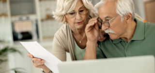 Infographie sur les enjeux de l’arbitrage immobilier en 2026 entre charges, fiscalité, performance énergétique et rentabilité