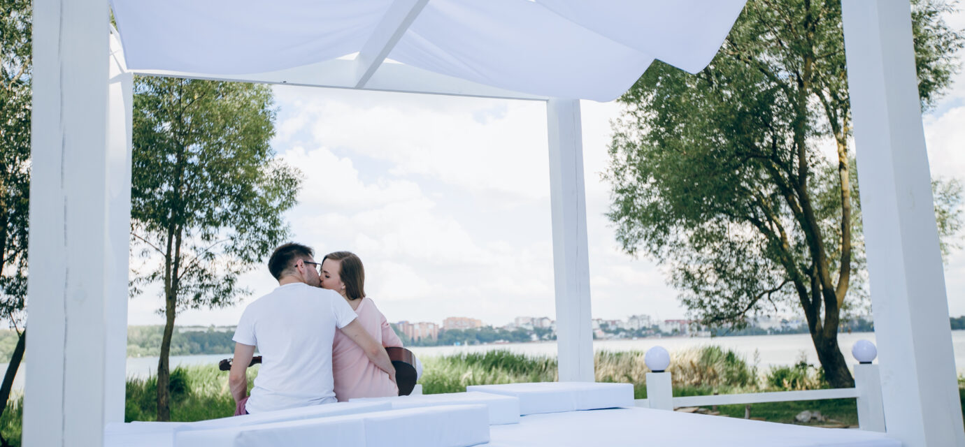 pergola-store-voile-ombrage-choisir lesiteimmo