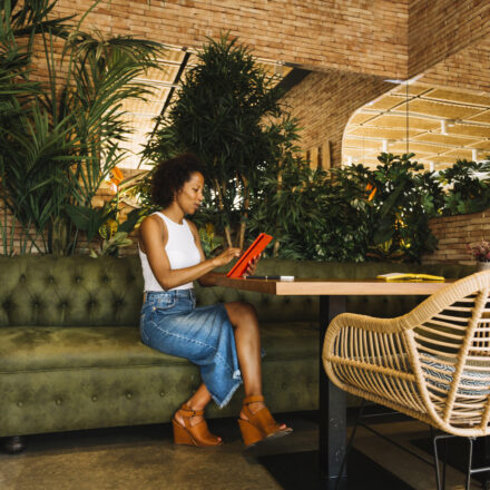 Terrasse 2026 : les tendances qui transforment votre extérieur en pièce à vivre terrasse-tendance-2026-exterieur-piece-vivre-lesiteimmo