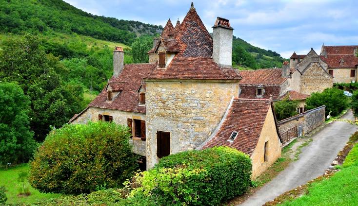 villages-secrets-france-ponts-mai-2026