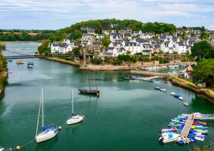 Vue de Vannes et du Golfe du Morbihan, ville attractive pour vivre et investir
