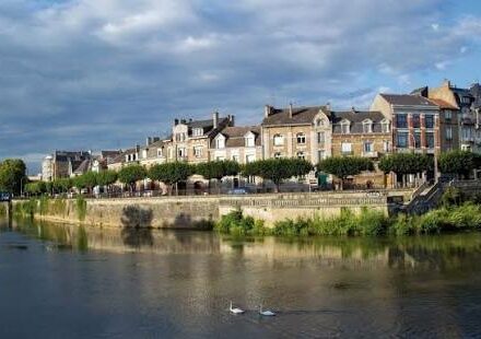 Vivre à Charleville-Mézières : une ville dynamique où l’immobilier reste particulièrement accessible vivre-charleville-mezieres-prix-immobilier-2026 -lesiteimmo