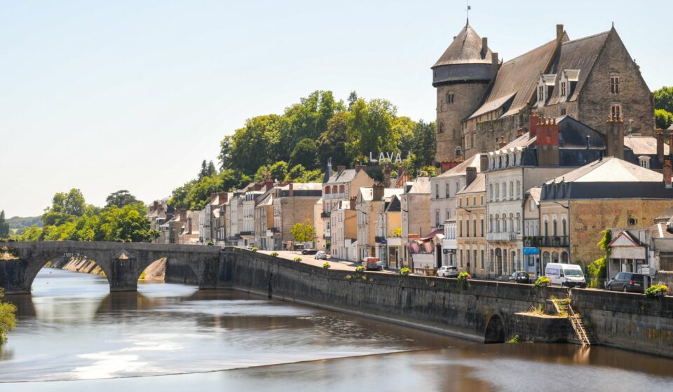 Immobilier à Laval : pourquoi cette ville discrète progresse année après année