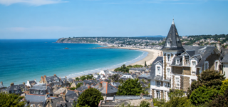 Canicules à répétition, où acheter un logement en France pour vivre au frais ? Ville côtière française où acheter un logement pour vivre au frais pendant les canicules