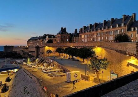 Vivre à Saint-Malo sans payer les prix du centre historique, est-ce encore possible en 2026 ? Vue de Saint-Malo et de ses quartiers résidentiels hors Intra-Muros