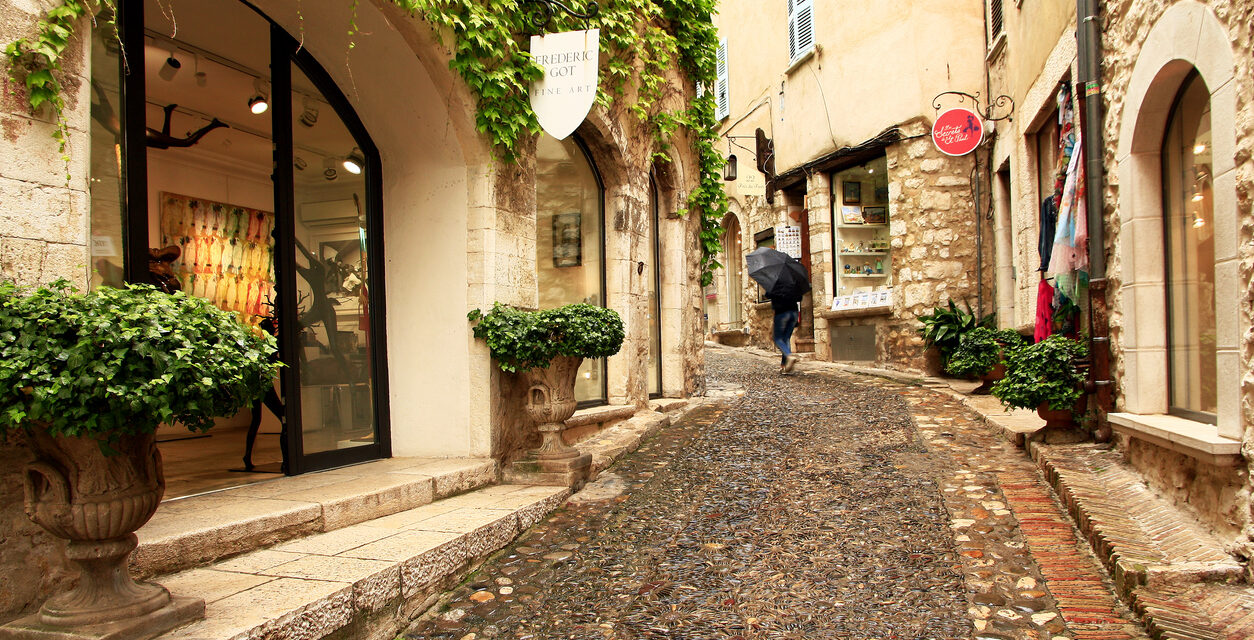 Immobilier à Saint-Paul-de-Vence en 2026 : quels prix au m², quels loyers et où acheter ? Saint paul de vence - lesiteimmo