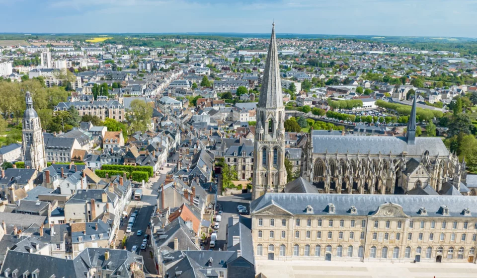 Emplacement, état du logement et budget global orientent le choix d’une adresse.